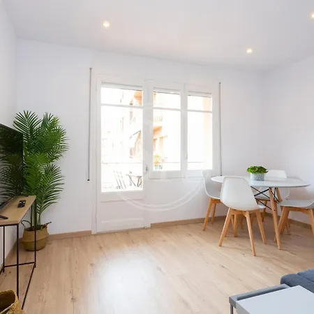 Comodo 5 Apartment Barcelona
