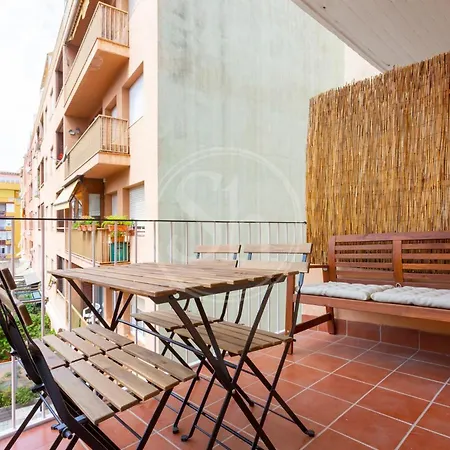 Comodo 5 Apartment