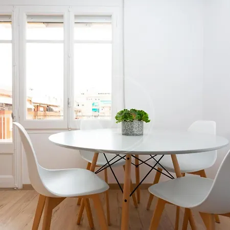 Apartment Comodo 5