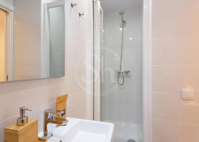 Apartment Comodo 5