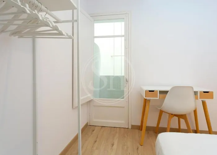 Comodo 5 Apartment *